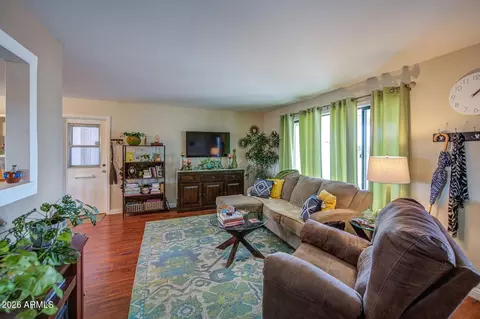 Living - 5331 E Dodge St, Mesa, AZ 85205 photo 2 of 3
