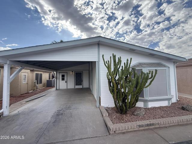 6081 S Oakmont Dr, Chandler, AZ 85249