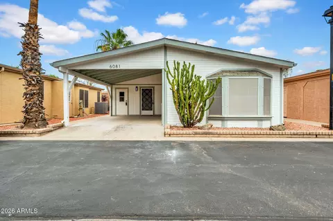 6081 S Oakmont Dr, Chandler, AZ 85249