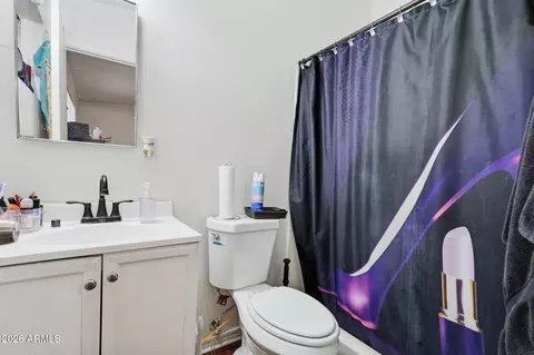 Bath - 607 W Roosevelt Ave, Coolidge, AZ 85128 photo 2 of 2