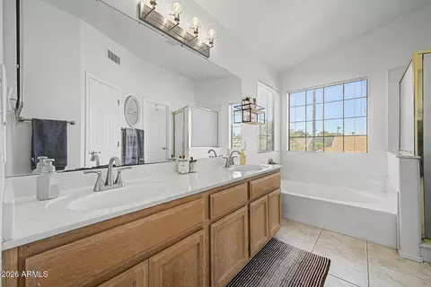Bath - 1843 E Marquette Dr, Gilbert, AZ 85234 photo 1 of 3