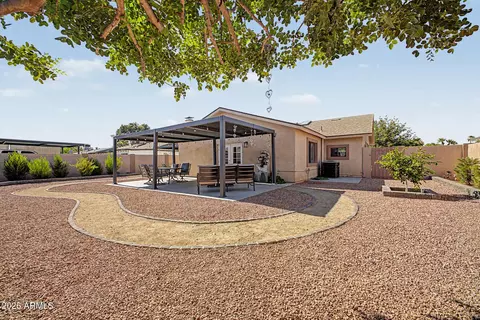 6727 W San Miguel Ave, Glendale, AZ 85303