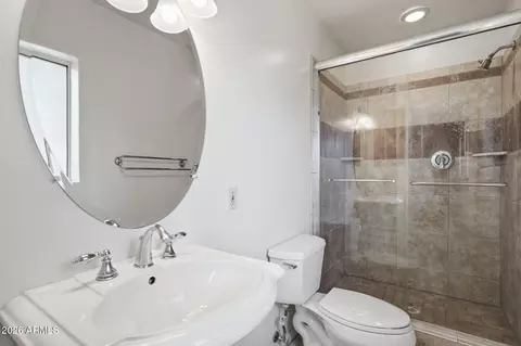 Bath - 2302 E Waltann Ln, Phoenix, AZ 85022 photo 2 of 2