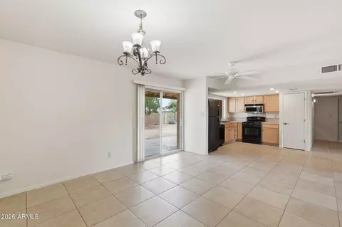 Dining - 2302 E Waltann Ln, Phoenix, AZ 85022 photo 1 of 1