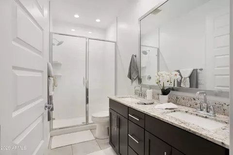 Bath - 9836 E Wavelength Ave, Mesa, AZ 85212 photo 1 of 4