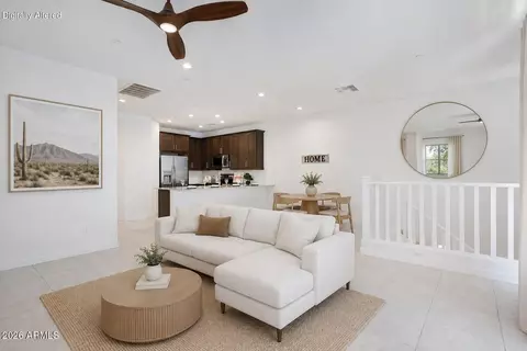 Entry Way - 9836 E Wavelength Ave, Mesa, AZ 85212 photo 1 of 2