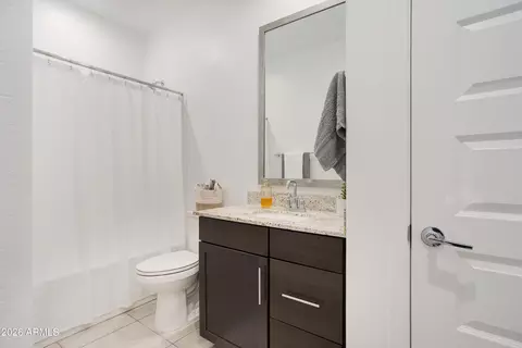 Bath - 9836 E Wavelength Ave, Mesa, AZ 85212 photo 4 of 4