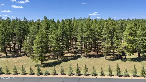 9 E Foxboro Rd #14, Munds Park, AZ 86017