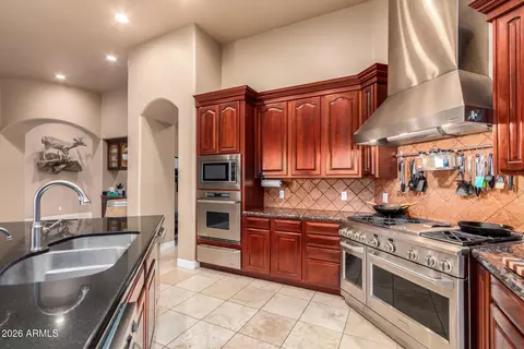 Kitchen - 2744 E Country Shadows Ct, Gilbert, AZ 85298 photo 3 of 3