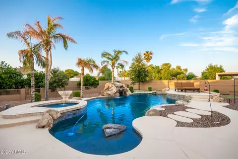 Exterior - 2744 E Country Shadows Ct, Gilbert, AZ 85298 photo 9 of 18