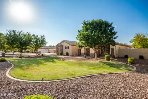 Exterior - 2744 E Country Shadows Ct, Gilbert, AZ 85298 photo 3 of 18