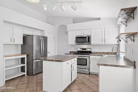 Kitchen - 7415 E Lobo Ave, Mesa, AZ 85209 photo 2 of 3