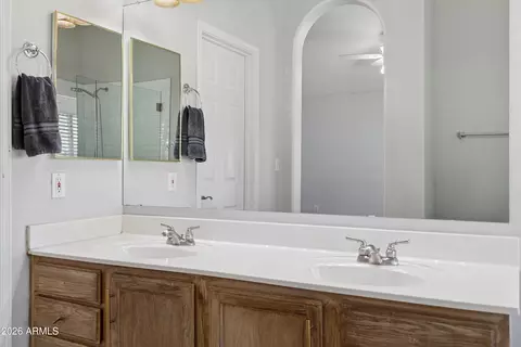 Bath - 7415 E Lobo Ave, Mesa, AZ 85209 photo 1 of 3