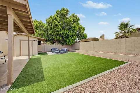 Exterior - 822 E Monona Dr, Phoenix, AZ 85024 photo 6 of 9