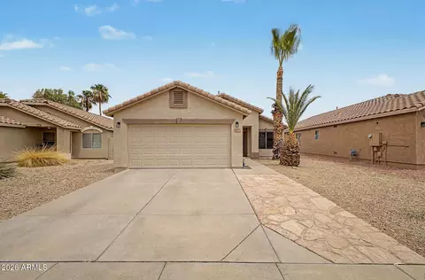 Exterior - 822 E Monona Dr, Phoenix, AZ 85024 photo 8 of 9