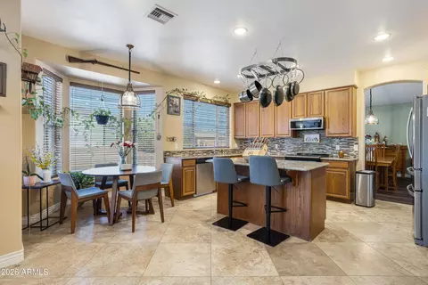 Kitchen - 83 S Geronimo Rd, Apache Junction, AZ 85119 photo 1 of 6