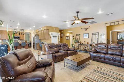 Living - 83 S Geronimo Rd, Apache Junction, AZ 85119 photo 4 of 7