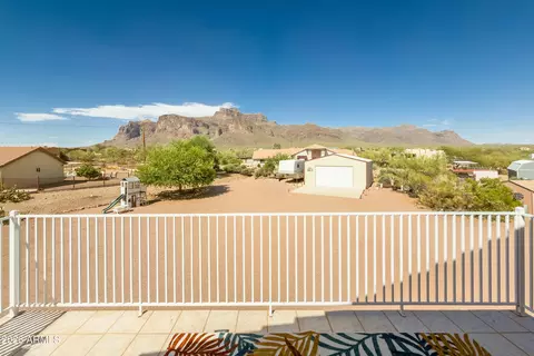 Exterior - 83 S Geronimo Rd, Apache Junction, AZ 85119 photo 3 of 15