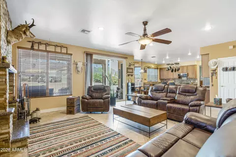 Living - 83 S Geronimo Rd, Apache Junction, AZ 85119 photo 3 of 7