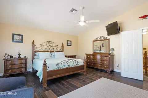 Bedroom - 83 S Geronimo Rd, Apache Junction, AZ 85119 photo 2 of 7