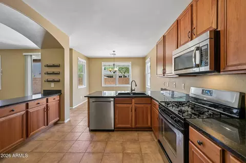 Kitchen - 2330 E Pecan Rd, Phoenix, AZ 85040 photo 2 of 2