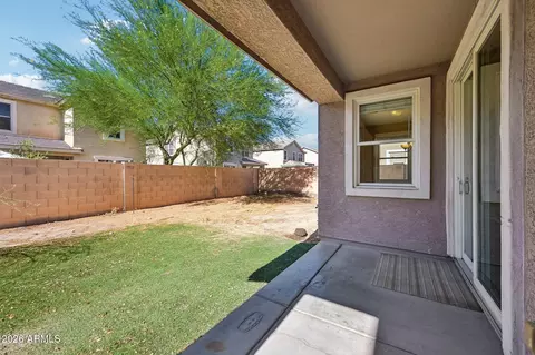 Exterior - 2330 E Pecan Rd, Phoenix, AZ 85040 photo 2 of 6