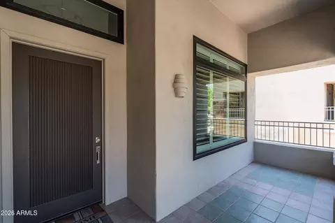 Exterior - 5241 E Hashknife Rd, Phoenix, AZ 85054 photo 3 of 5