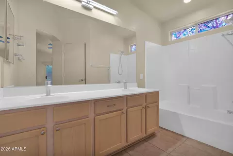 Bath - 4003 E Anderson Dr, Phoenix, AZ 85032 photo 1 of 3