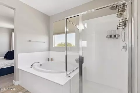 Bath - 2741 S Gordon --, Mesa, AZ 85209 photo 3 of 4