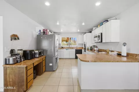 Kitchen - 1299 E Canyon St, Apache Junction, AZ 85119 photo 1 of 2
