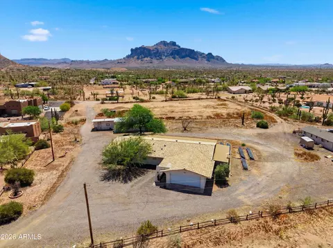 View/Area - 1299 E Canyon St, Apache Junction, AZ 85119 photo 3 of 9