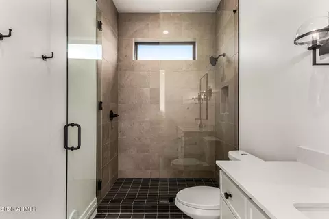 Bath - 8304 E Quill St, Mesa, AZ 85207 photo 9 of 11