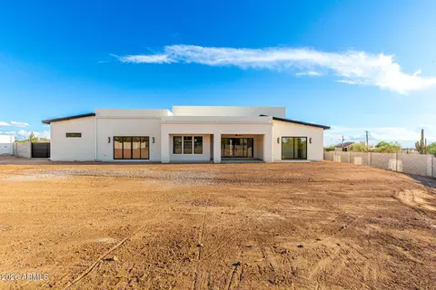 Exterior - 8304 E Quill St, Mesa, AZ 85207 photo 12 of 15