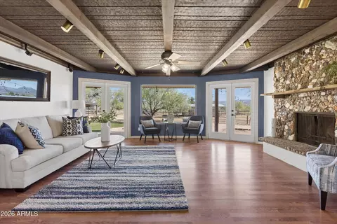 Living - 34834 N 3rd Ave, Phoenix, AZ 85086 photo 1 of 6