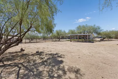 Exterior - 34834 N 3rd Ave, Phoenix, AZ 85086 photo 10 of 12