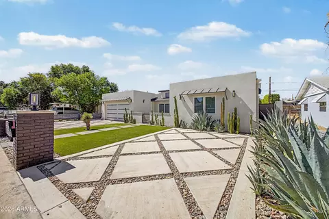 Exterior - 4136 E Glenrosa Ave, Phoenix, AZ 85018 photo 2 of 7