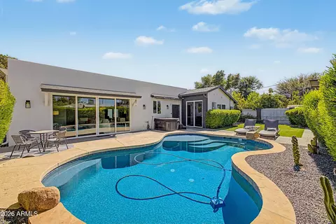 Exterior - 4136 E Glenrosa Ave, Phoenix, AZ 85018 photo 4 of 7