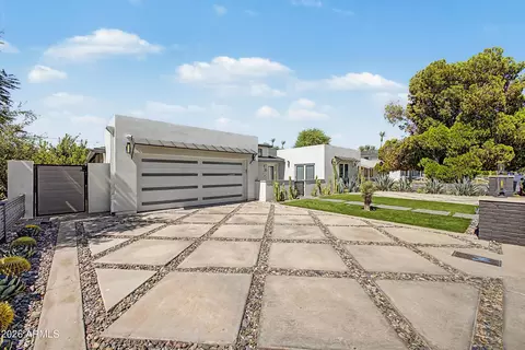 Exterior - 4136 E Glenrosa Ave, Phoenix, AZ 85018 photo 1 of 7