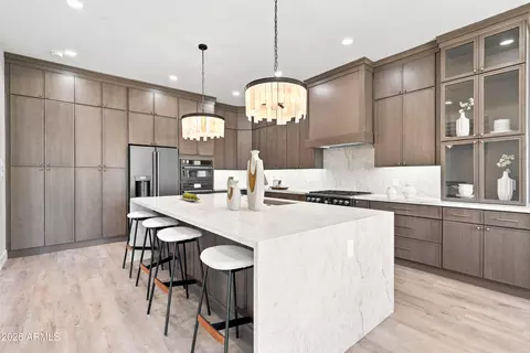 Kitchen - 6829 N 14th St, Phoenix, AZ 85014 photo 12 of 16