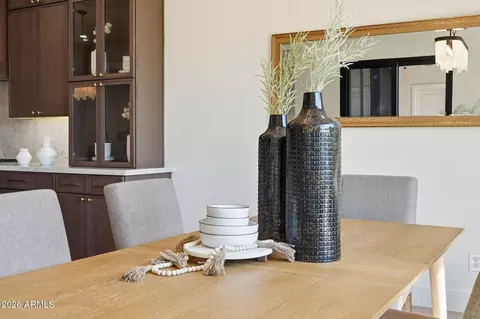 Dining - 6829 N 14th St, Phoenix, AZ 85014 photo 4 of 5