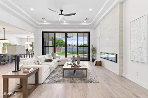 Living - 6829 N 14th St, Phoenix, AZ 85014 photo 7 of 10