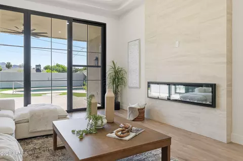 Living - 6829 N 14th St, Phoenix, AZ 85014 photo 6 of 10