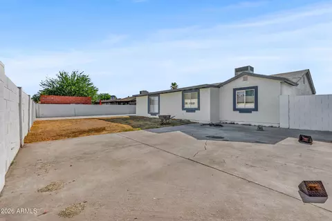 Exterior - 2216 N 68th Dr, Phoenix, AZ 85035 photo 2 of 4