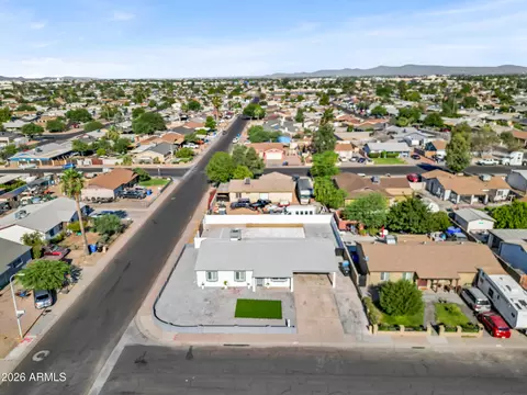 View/Area - 2216 N 68th Dr, Phoenix, AZ 85035 photo 3 of 6