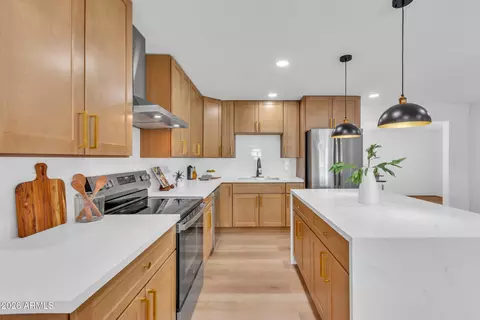 Kitchen - 2216 N 68th Dr, Phoenix, AZ 85035 photo 2 of 4