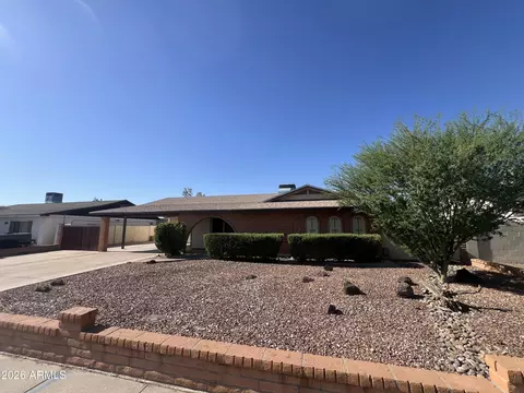 4055 W Mescal St, Phoenix, AZ 85029