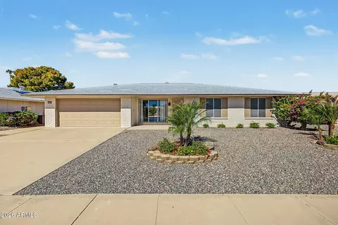 10608 W Gulf Hills Dr, Sun City, AZ 85351