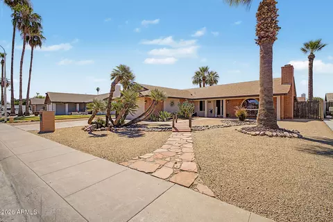 4555 W Echo Ln, Glendale, AZ 85302