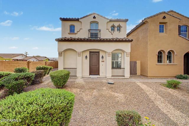 2045 E Heartwood Ln, Phoenix, AZ 85022