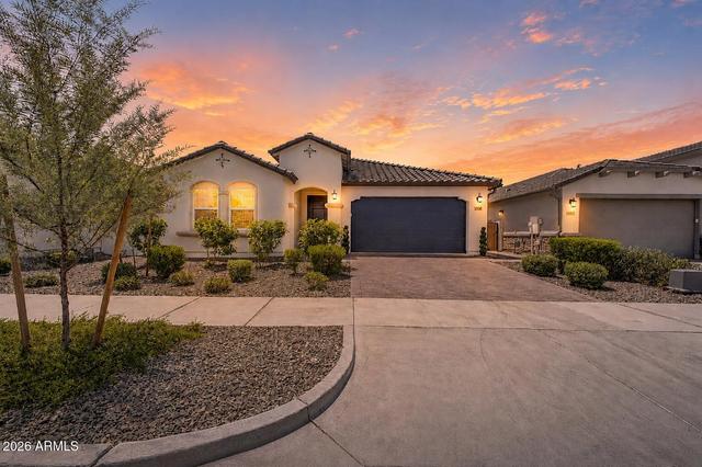 1505 W J Waltz Way, Apache Junction, AZ 85120